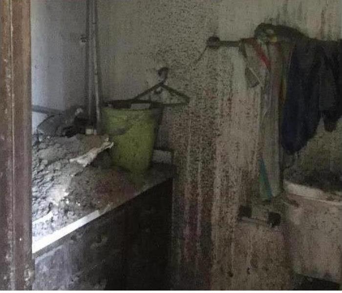 Picture of a soot covered bathroom